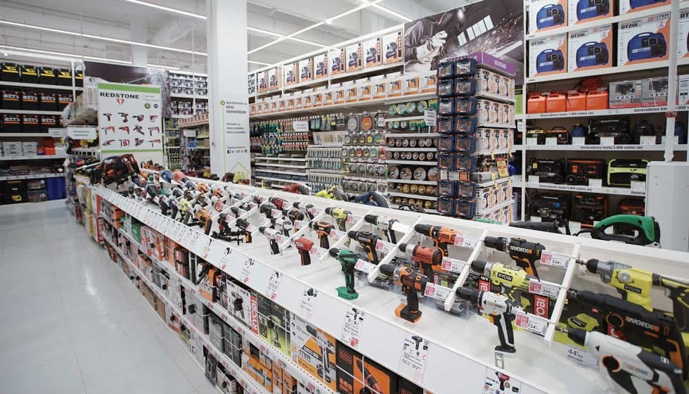 ¿Qué productos puedo encontrar en las ferreterías grandes?