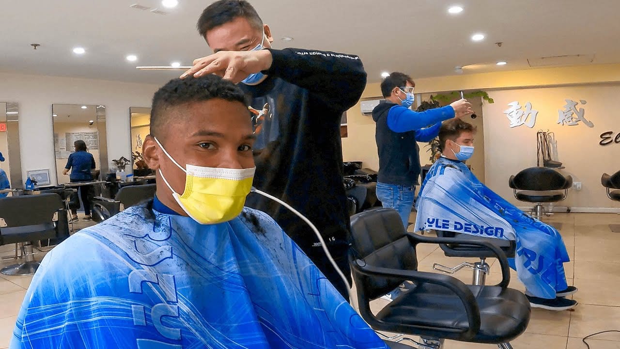 ¿Puedo ir a una peluquería china si no soy asiática?