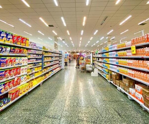 Los países incluidos en un supermercado latino