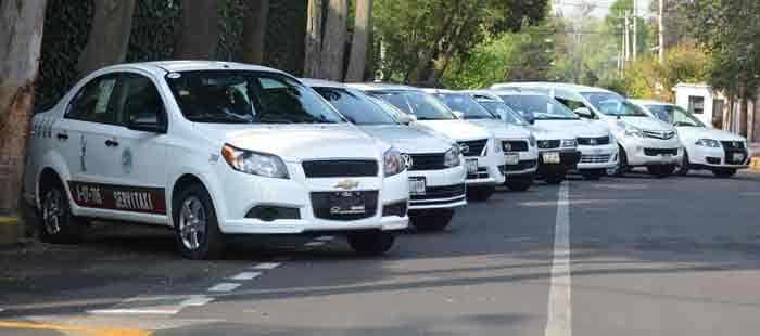 ¿Cuáles son las ventajas de usar un taxi y no un vehículo propio?¿Cuáles son las ventajas de usar un taxi y no un vehículo propio?