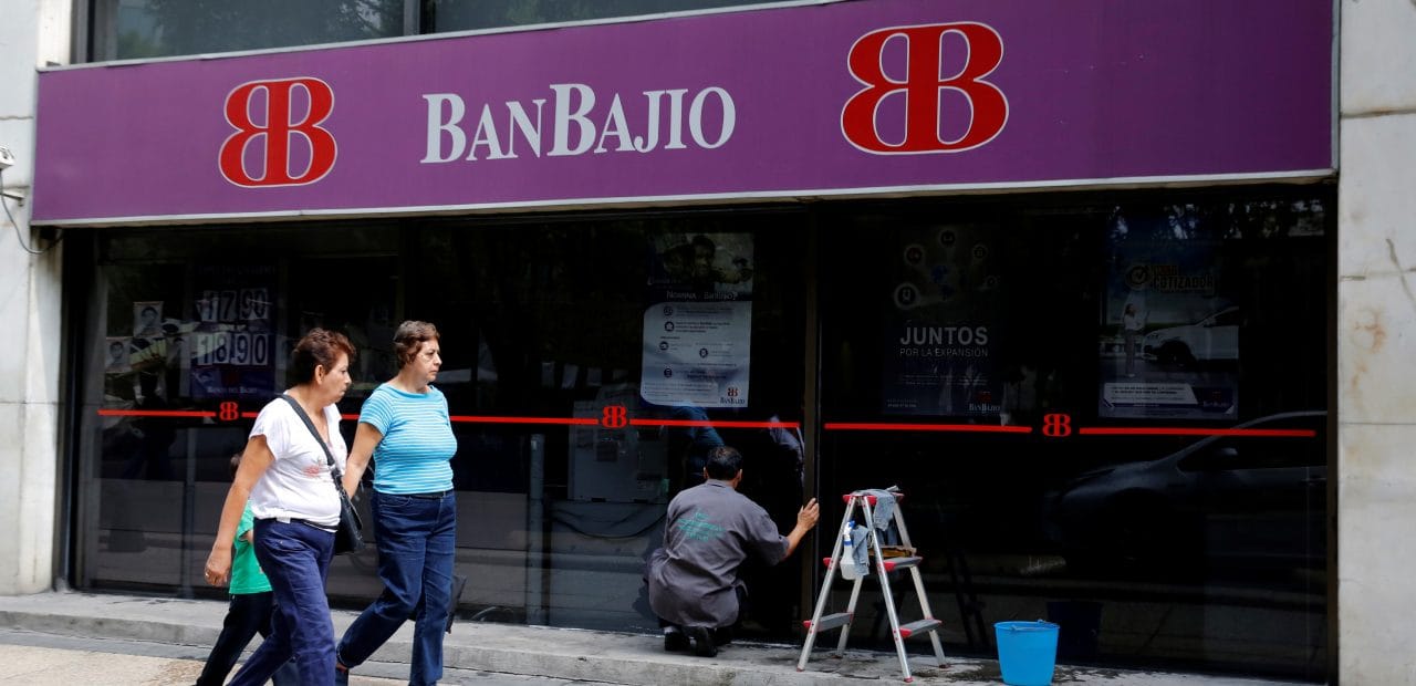 Cómo buscar Cajero Banbajio cerca de mi ubicación en Google Maps