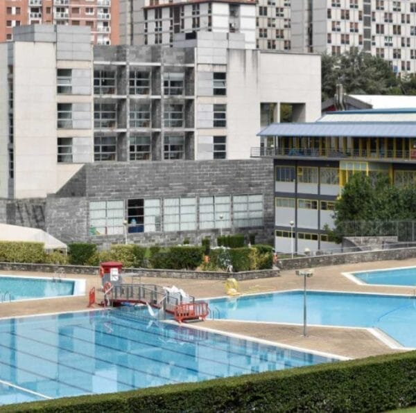 Piscina comunitaria cerca de mi ubicación Piscina comunitaria cerca de mi ubicación