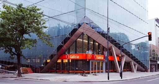 Por qué buscar una entidad bancaria cercana a ti