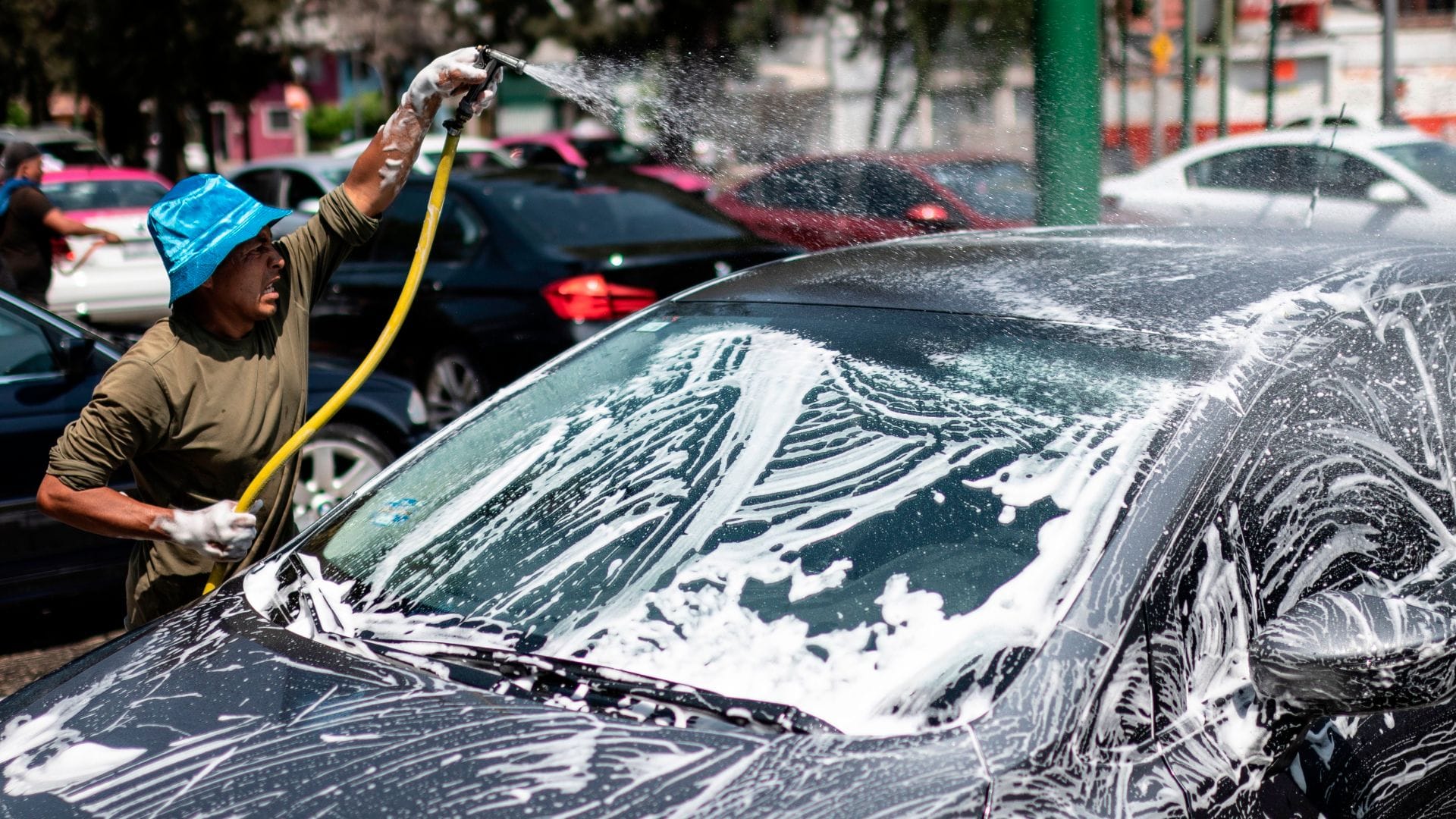 ¿Qué es un car wash y cómo funcionan estos negocios?