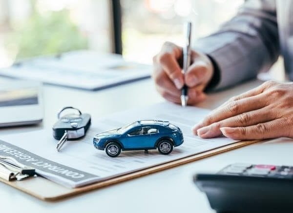 Aseguradora de autos cerca de mi ubicación