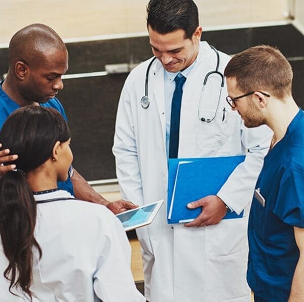 Comparativa entre oculistas que aceptan Medical y los que no