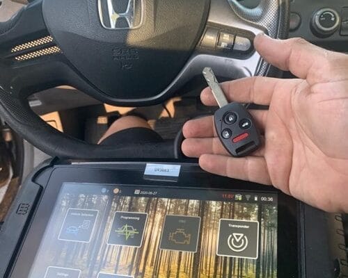 Qué es un programador de llaves de auto