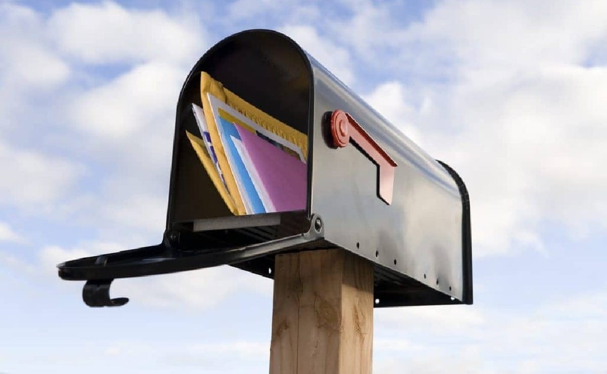 ¿Qué son las direcciones de correo postal y cómo funcionan?