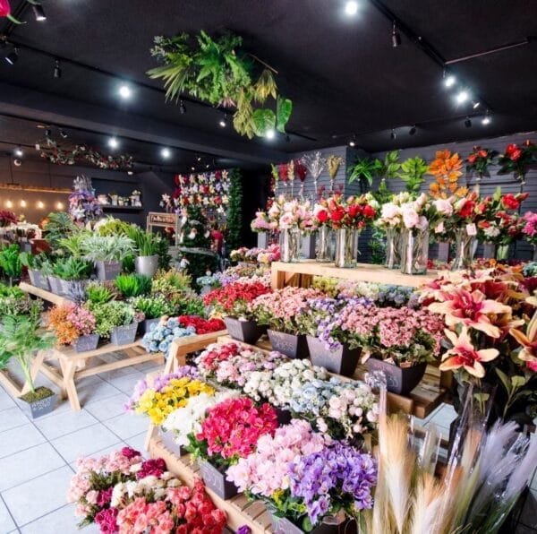 Cómo opera una florería artificial