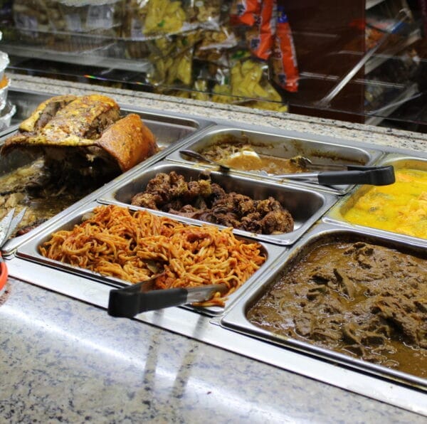 Deli dominicano cerca de mi ubicación